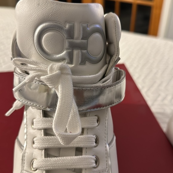 Authentic Men’s Salvatore Ferragamo Sneakers - Picture 9 of 10